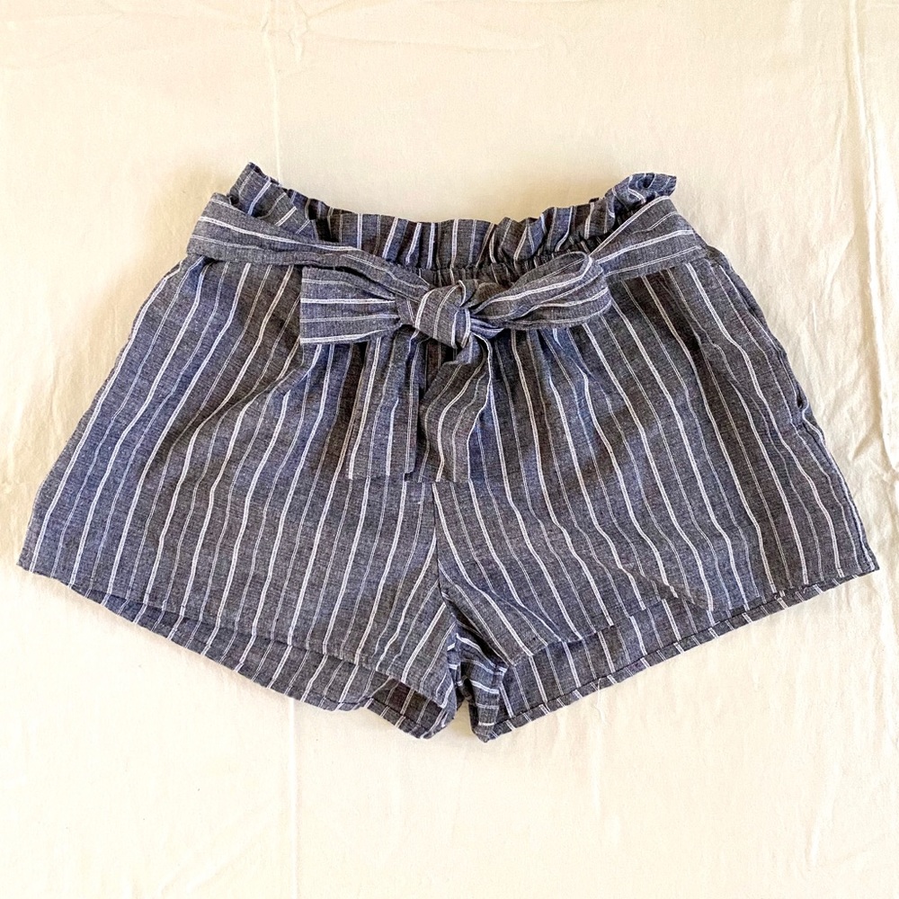 Cute gray striped beach shorts